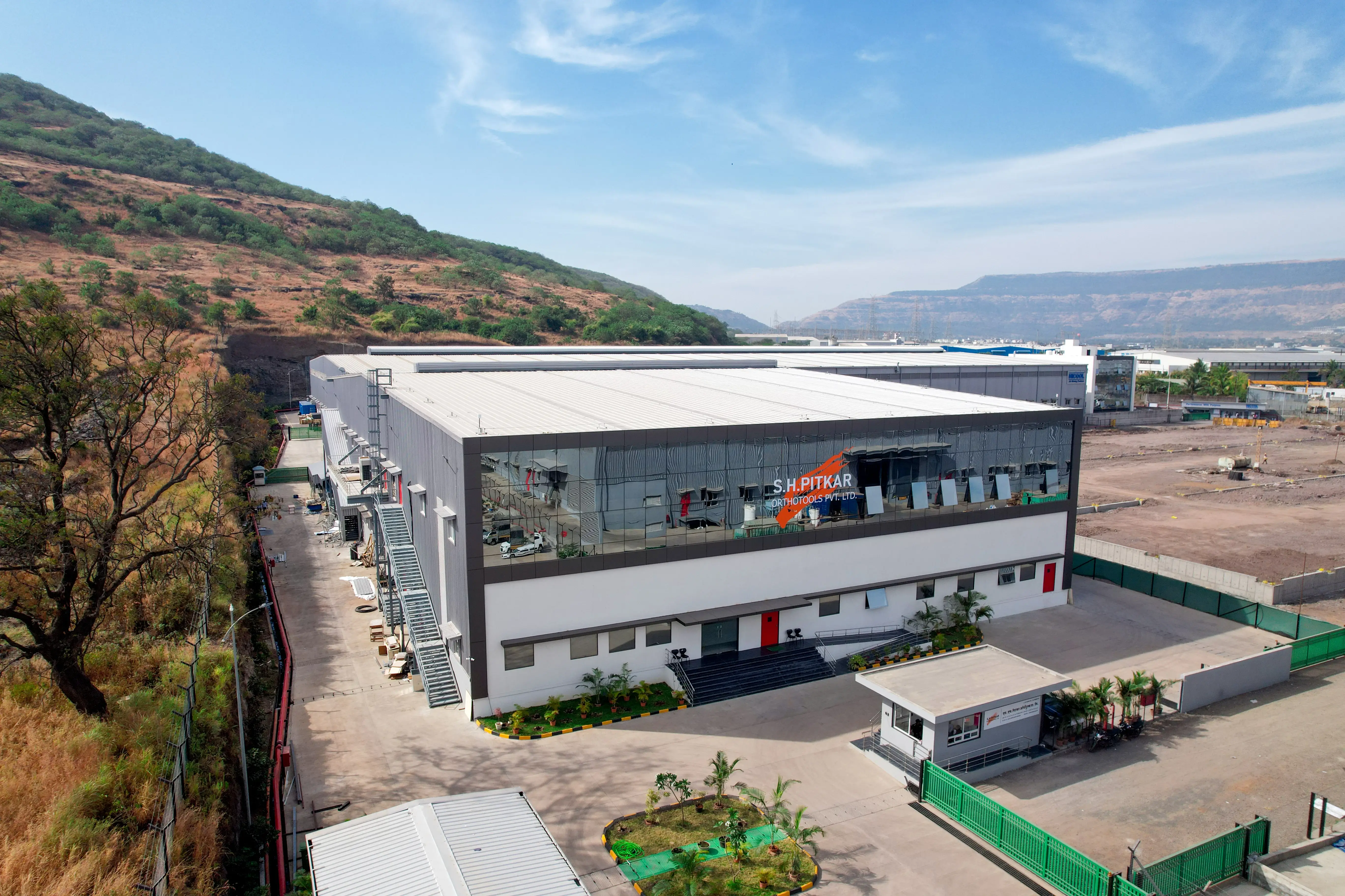 Clean Manufacturing Floors